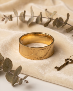 Vintage Yellow Gold Bangle Bracelet