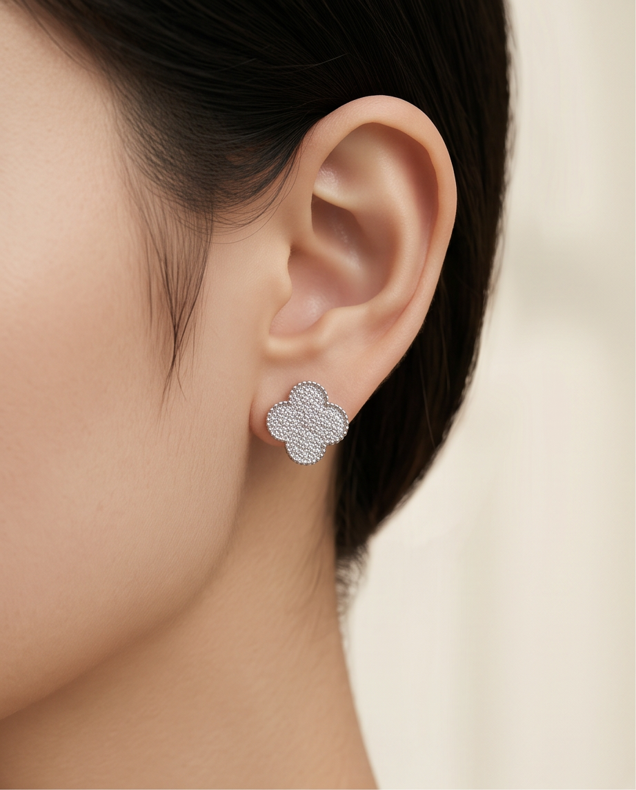 18K White Gold Diamond Quatrefoil Clover Stud Earrings