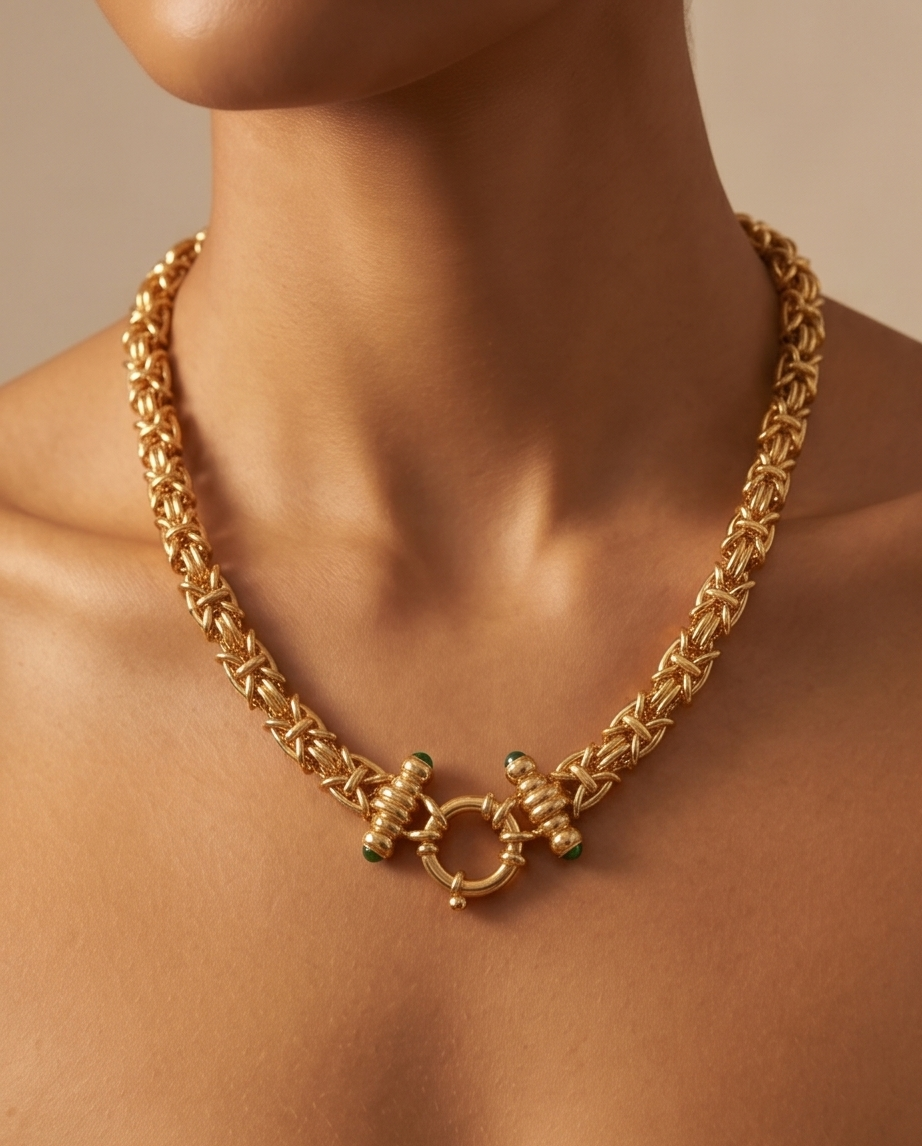 Yellow Gold Necklace with Emerald Clasp