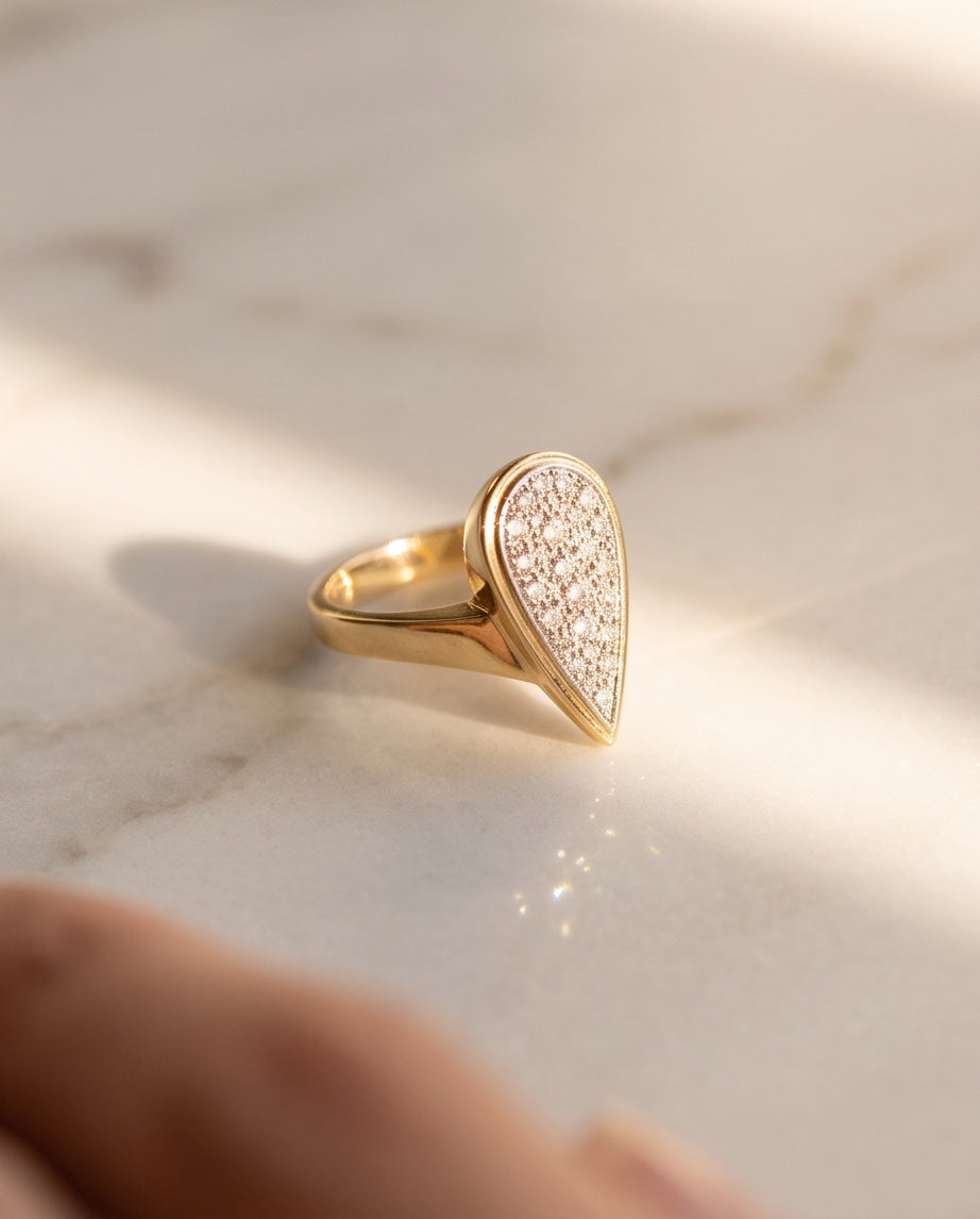 Profile view showing the 18K yellow gold European shank