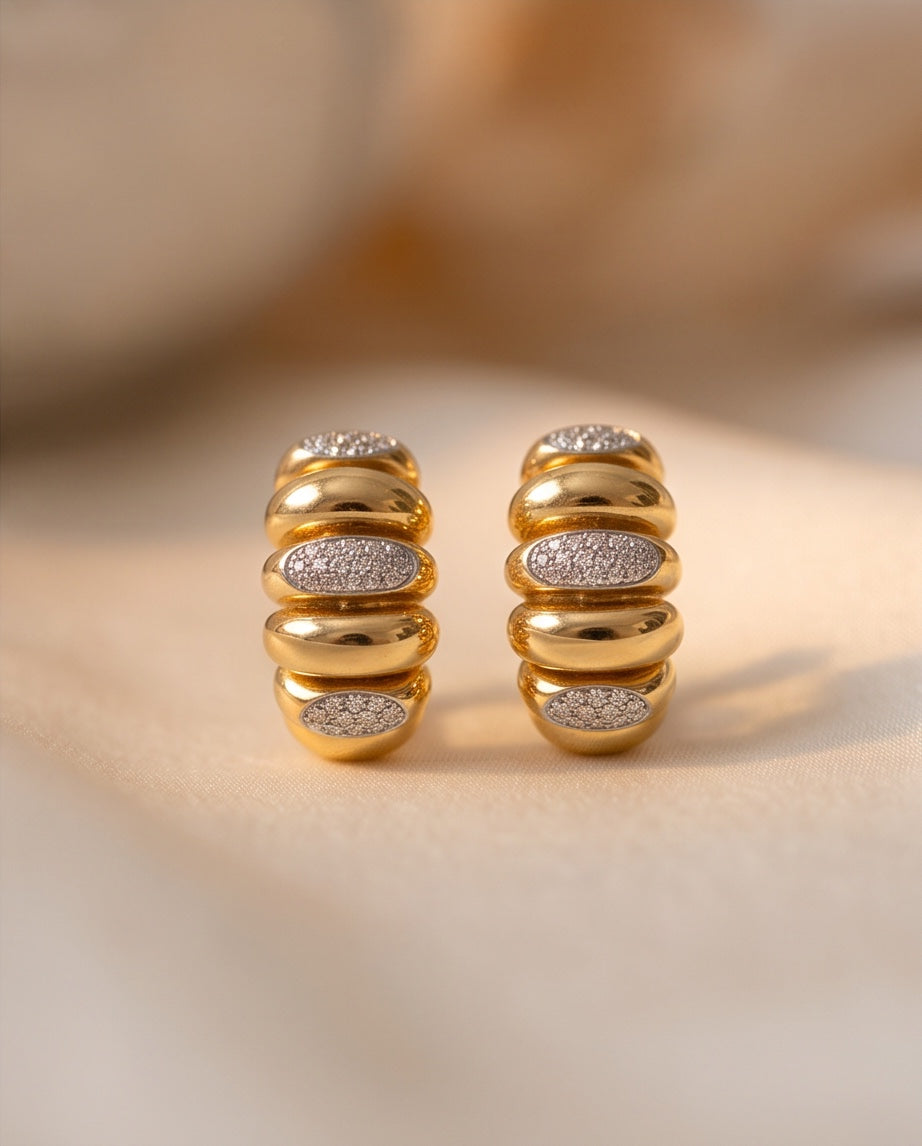 18K yellow gold ribbed diamond huggie hoop earrings, front view